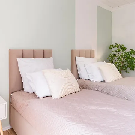 Modernes Mit 2 Schlafzimmern Ludwigshafen am Rhein